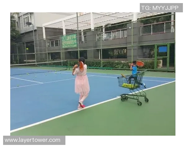 广州网球队边路渗透战术解析与实战应用探讨